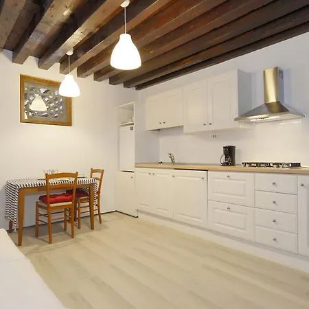 Ca Rizzi Apartment *