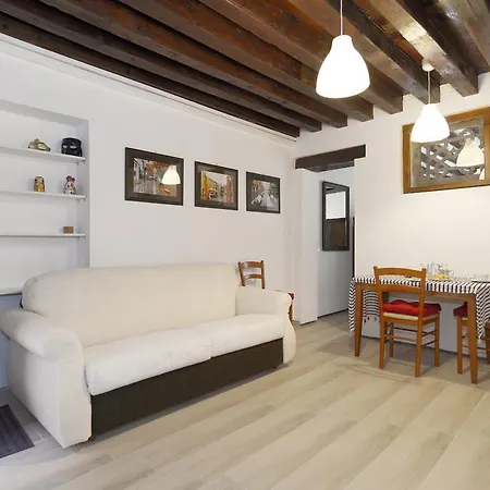 Apartment Ca Rizzi *
